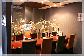 辰辰 一階 カウンター